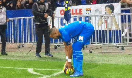 英超前瞻：埃弗顿状态正佳剑指三连胜，纽卡期盼扭转颓势（英超前瞻：埃弗顿状态火热冲击三连胜，纽卡斯尔力求止颓反弹）