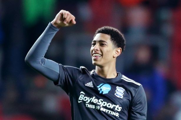 官方：71岁老帅滕·卡特执教苏里南，带队参加世界杯附加赛（官方宣布：71岁名帅滕·卡特出任苏里南主教练，率队出战世界杯附加赛）