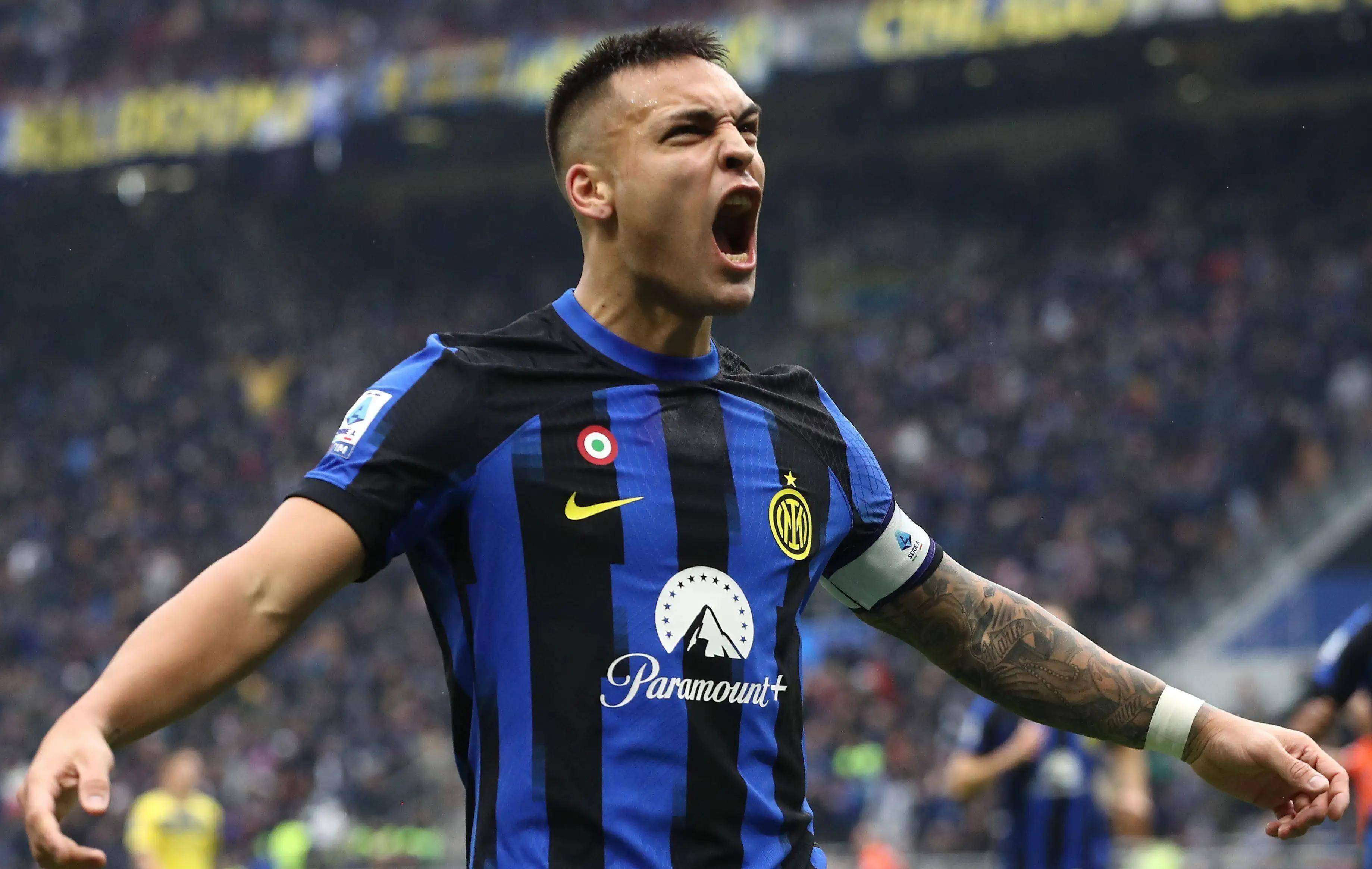 成都vs广岛三箭：费利佩、周定洋出战，德尔加多替补（成都对阵广岛三箭：费利佩、周定洋出战，德尔加多替补待命）