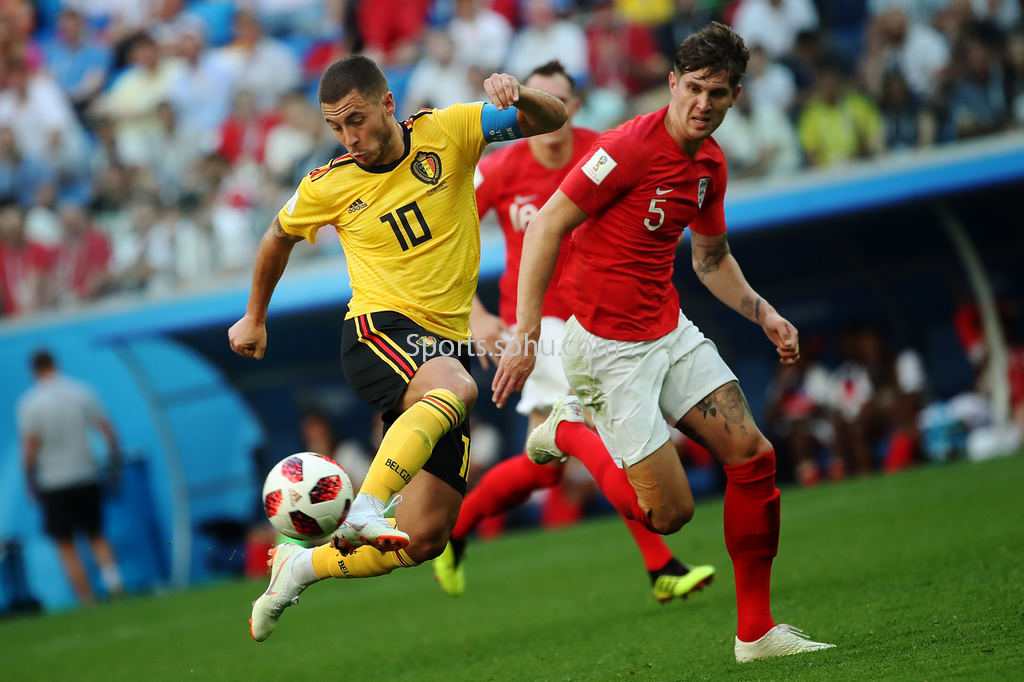 官方：苏格兰裁判沃尔什将执法欧冠第6轮拜仁vs葡体（官宣：苏格兰裁判沃尔什将吹罚欧冠第6轮拜仁对阵葡体）