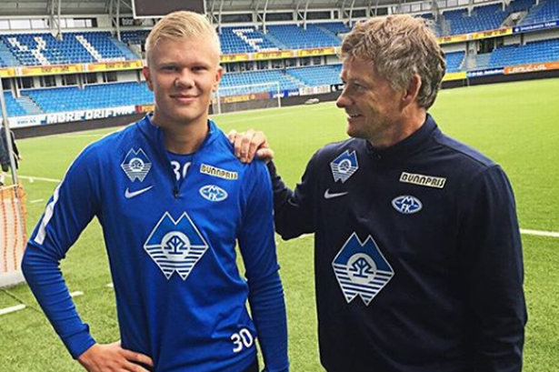 上港队客场对阵柔佛，面临阵容不整、实力不足的挑战，目标为平局。