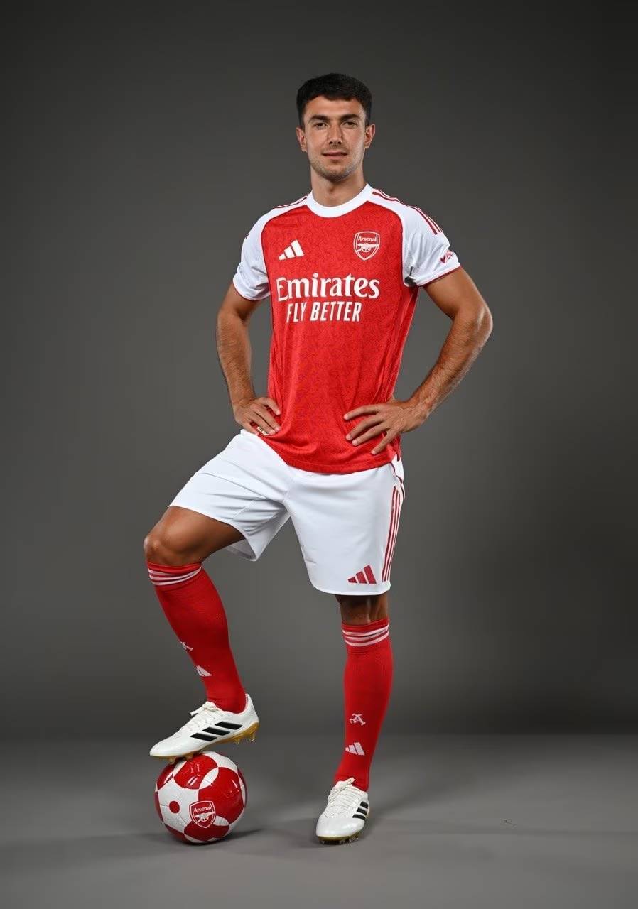 近15年谷歌每年搜索量最高球员：C罗10次断崖领先，梅西仅1次（近15年谷歌年度搜索量最高球员榜：C罗10次一骑绝尘，梅西仅一次登顶）