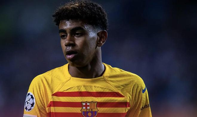 全队为他让出最佳出手机会（全员为他腾出最优出手空间）