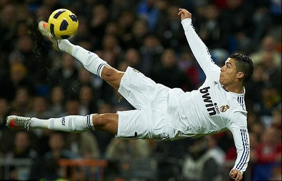 火箭状元秀哈登带队击败国王（状元哈登率火箭力克国王）