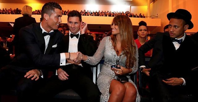 内维尔：卢克·肖防守时必须更强硬，他让后防的队友陷入两难（内维尔点名卢克·肖：防守强度需提升，别再让后防队友为难）