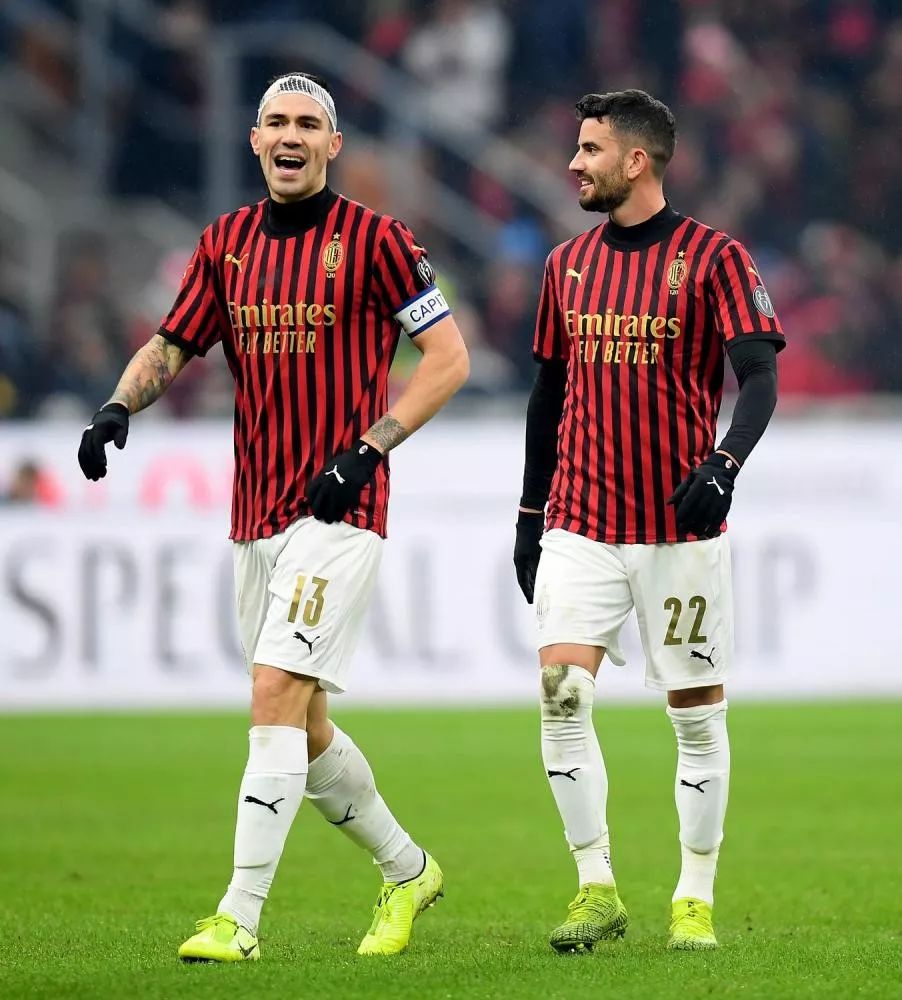 阿尔巴尼亚中场：比赛70分钟内，我们与英格兰的水平不相上下（阿尔巴尼亚中场：前70分钟我们与英格兰旗鼓相当）