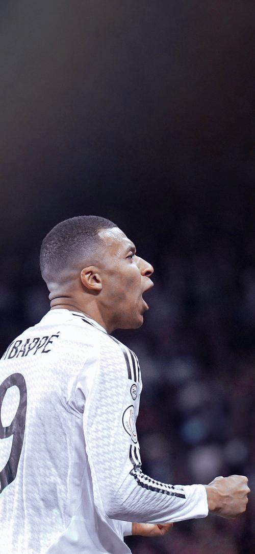 官方：麦克托米奈当选2025意大利足球盛典年度最佳球员（官宣：麦克托米奈荣膺2025年意大利足球盛典年度最佳球员）